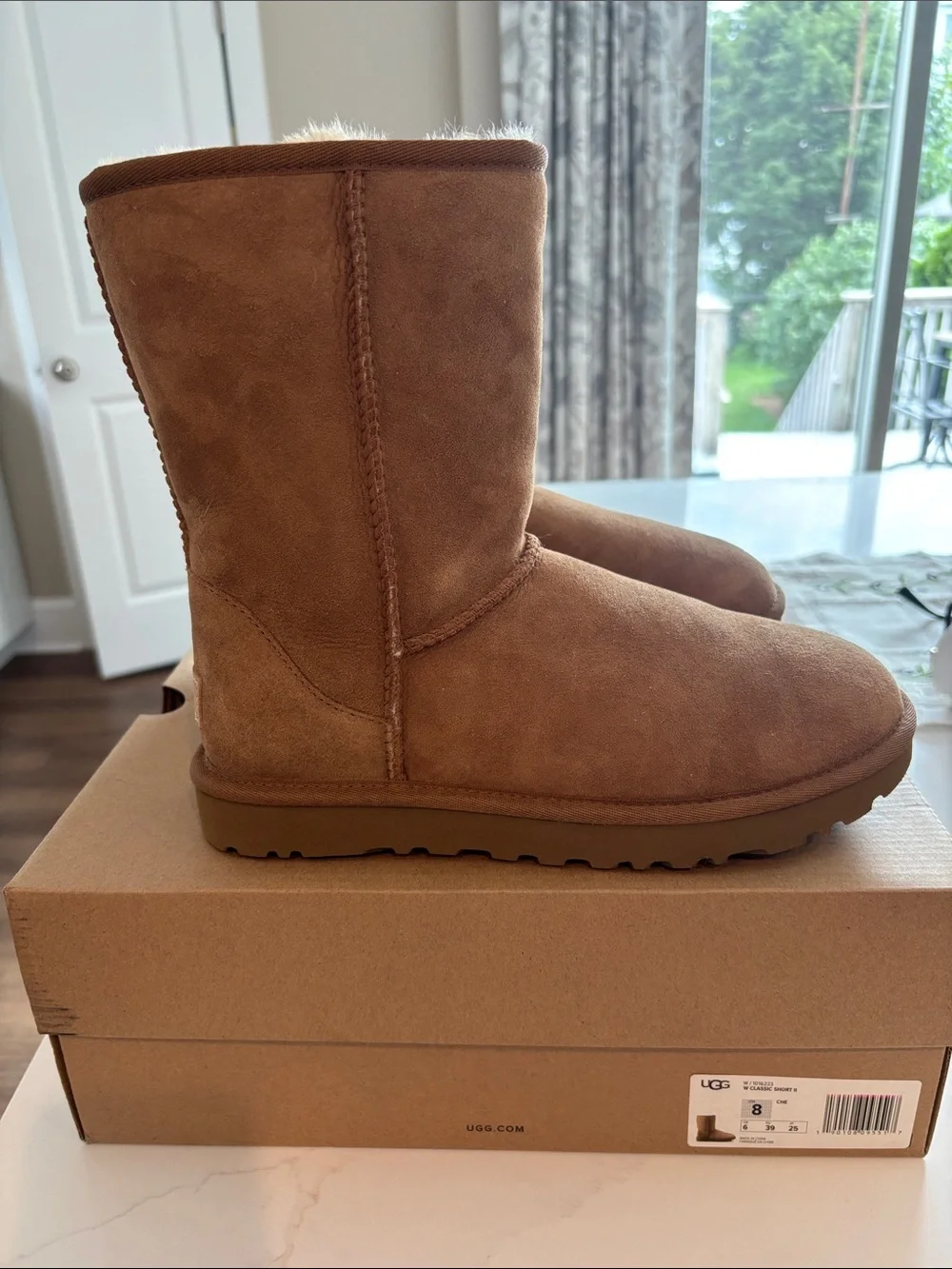 UGG classic short